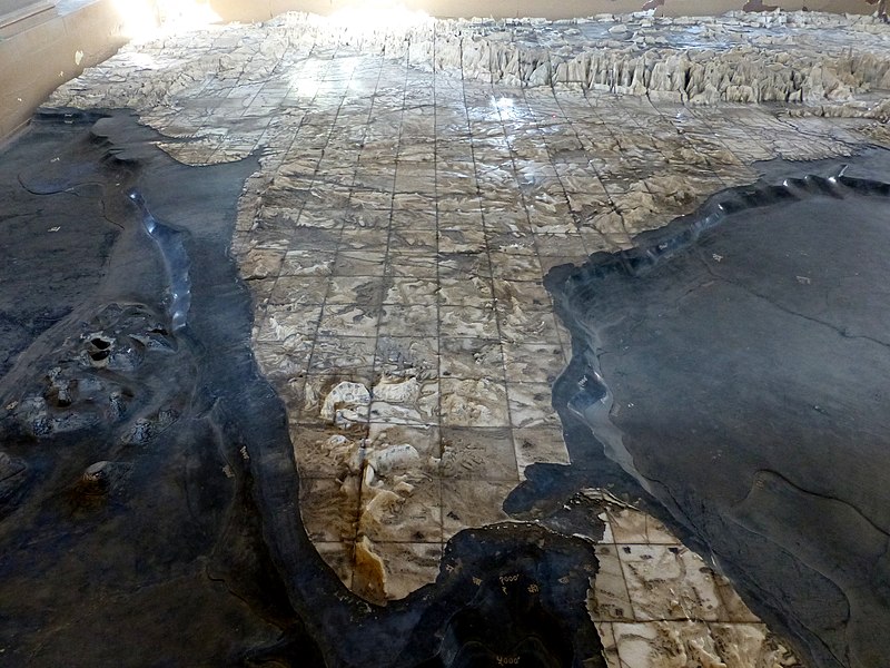 File:Bharat Mata Mandir Varanasi India - panoramio.jpg